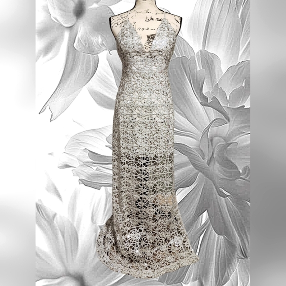 Forever 21 Plunging Silver Seguin Maxi Dress - Picture 1 of 12